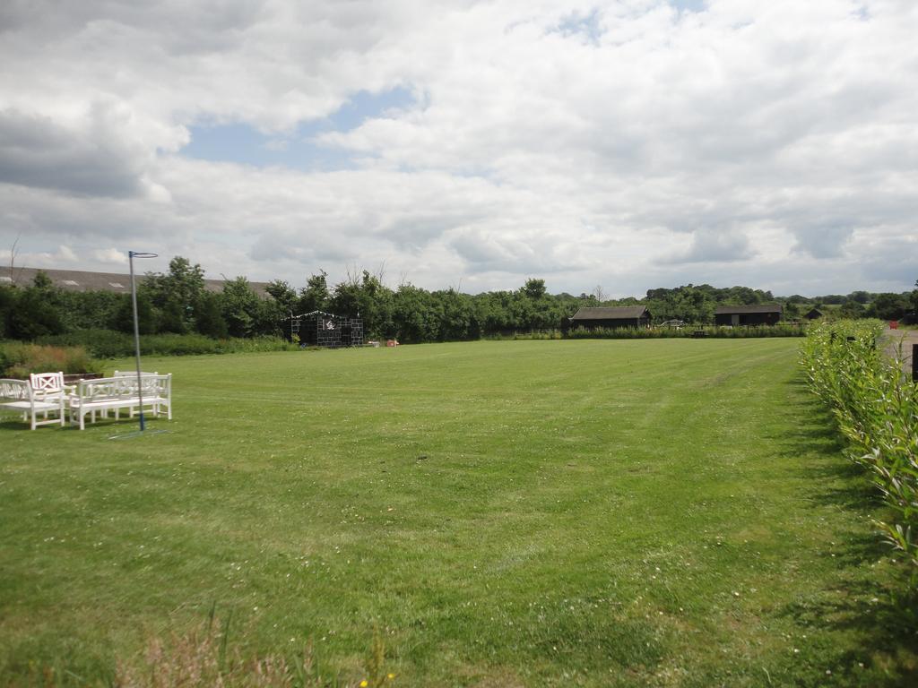 Willow Court Farm The Lodge & Petting Farm, 8 Mins From Legoland & Windsor, 15 Mins From Lapland Uk Exterior foto